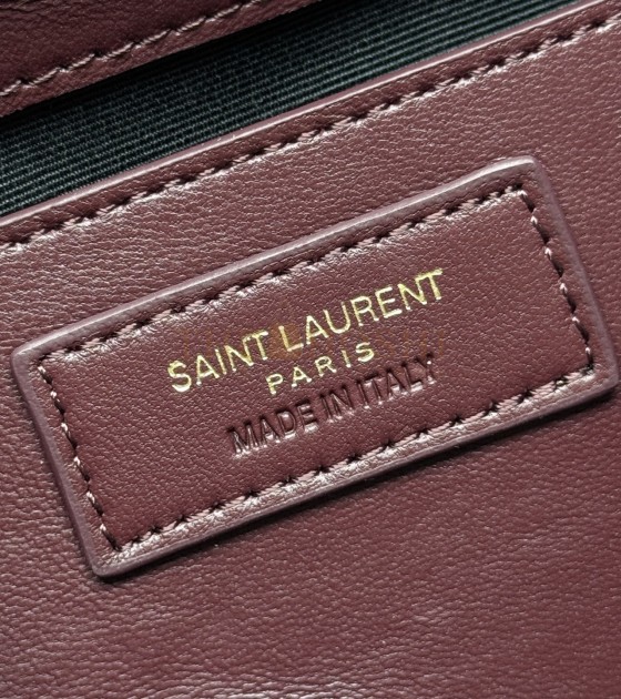 Y51 Mini Nolita Shoulder Bag Quilted Lambskin & Gold-Tone Chain 18×13×6cm