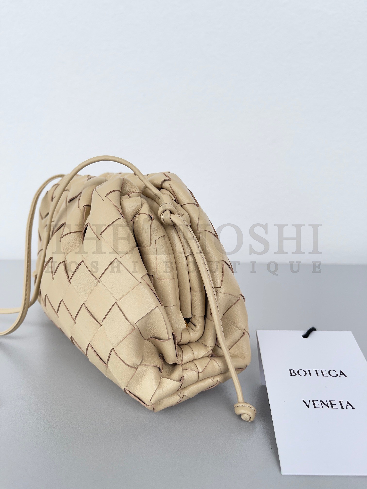 B0tt*ga Ven*ta Mini Pouch with Strap in Porridge Intrecciato Lambskin Master Quality