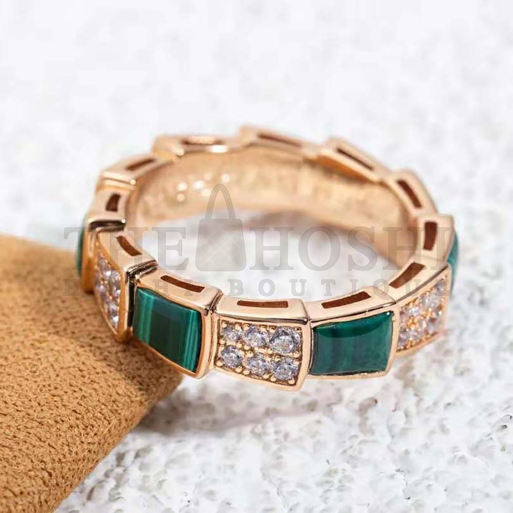 Bv1g*ai Women Serpenti Viper Band Ring in 18 KT Rose Gold-Green Master Quality