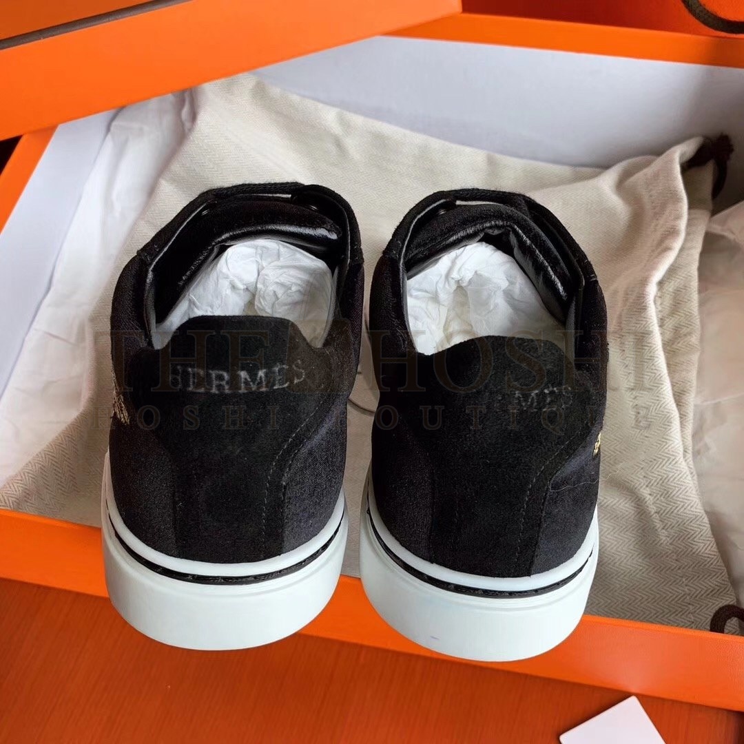 H**me5 Velvet Sneakers In Black Velvet With Embroidered Wing Patch Master Quality