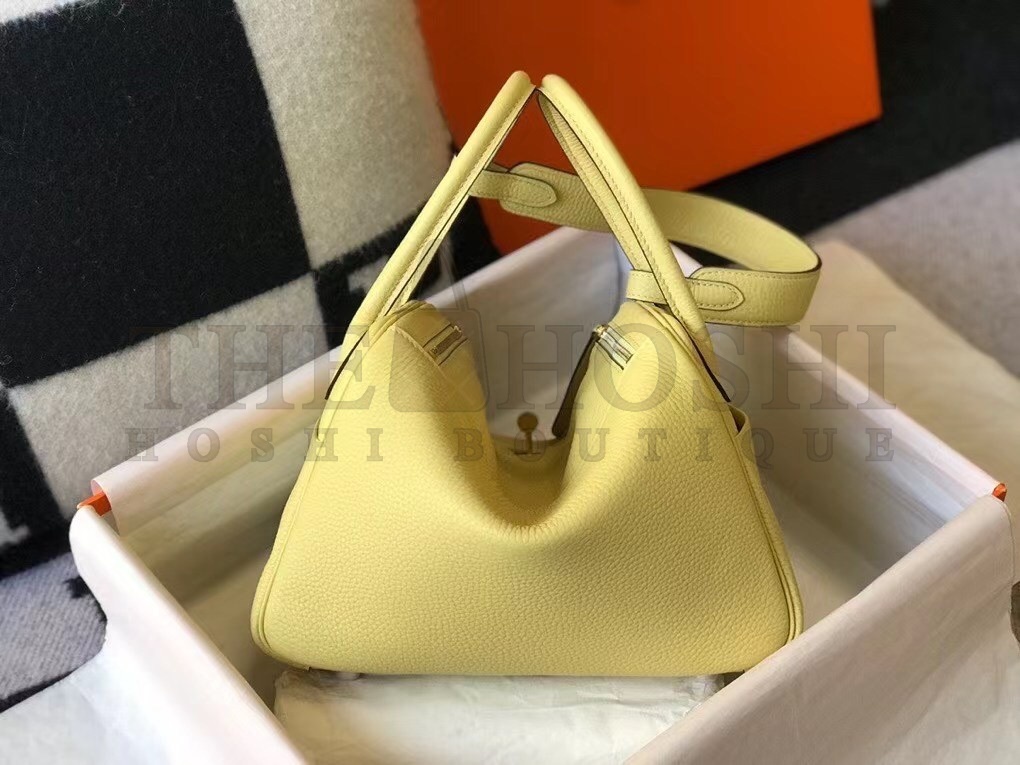 H**me5 Lindy 30cm Bag In Jaune Poussin Clemence Leather Master Quality