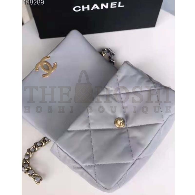 Ch**el Women 19 Flap Bag Lambskin Iridescent Gold Silver-Tone Metal Grey Master Quality