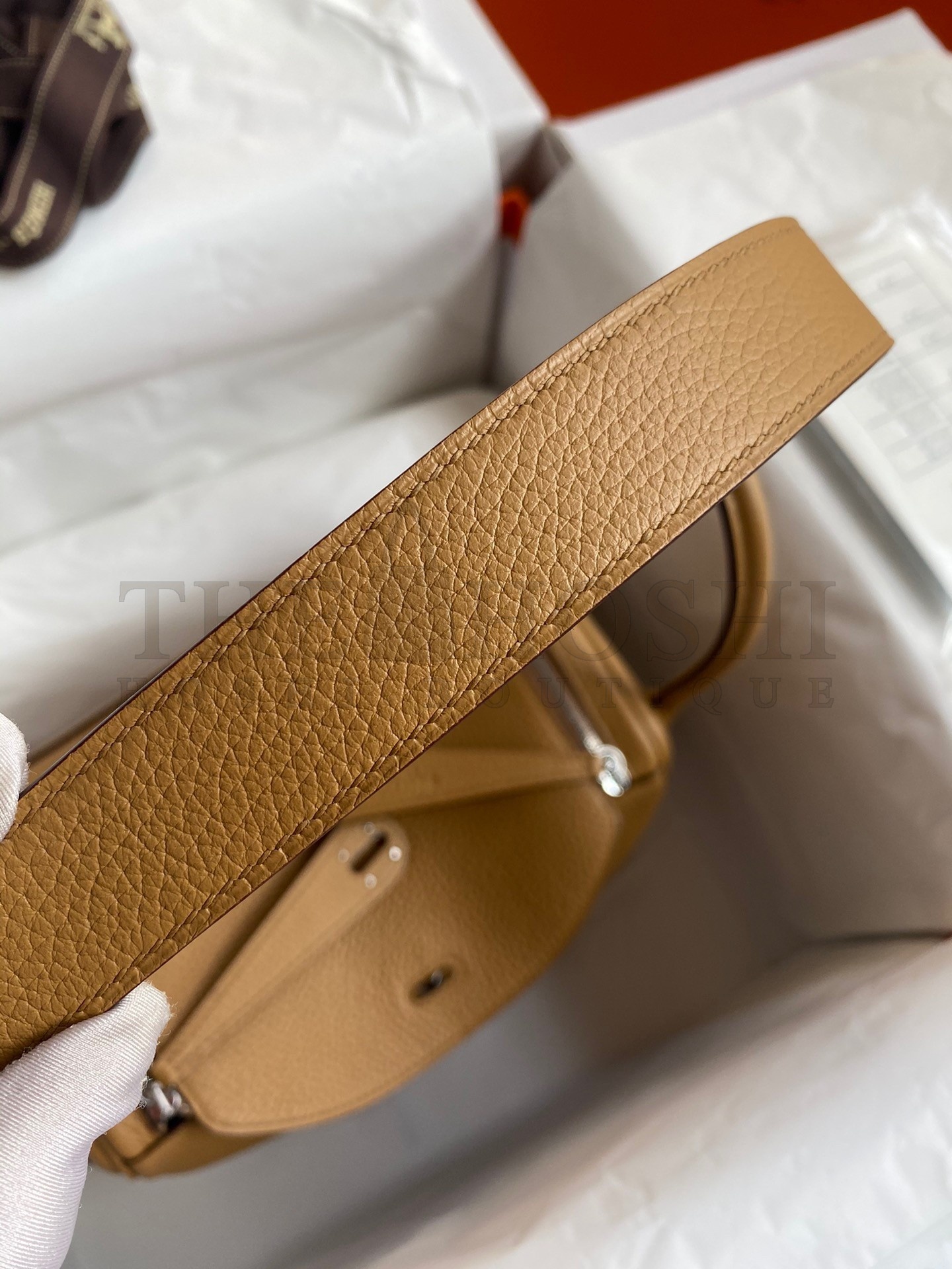 H**me5 Lindy 26 Handmade Bag In Biscuit Clemence Leather Master Quality