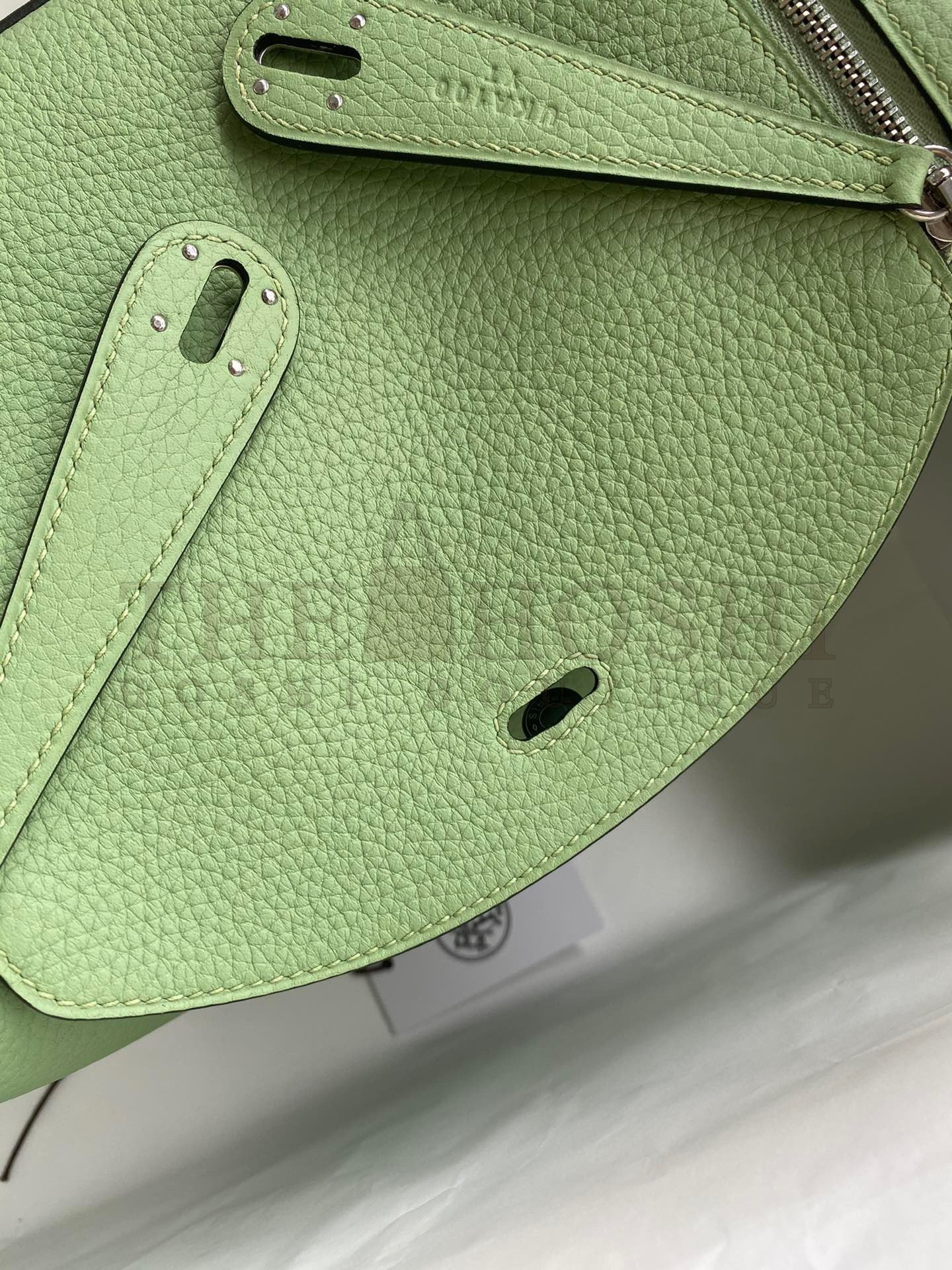 H**me5 Lindy 26 Handmade Bag In Vert Cypres Clemence Leather Master Quality