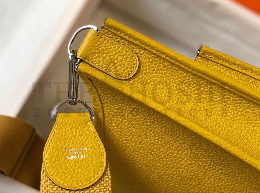 H**me5 Evelyne III 29 Bag In Yellow Clemence Leather Master Quality
