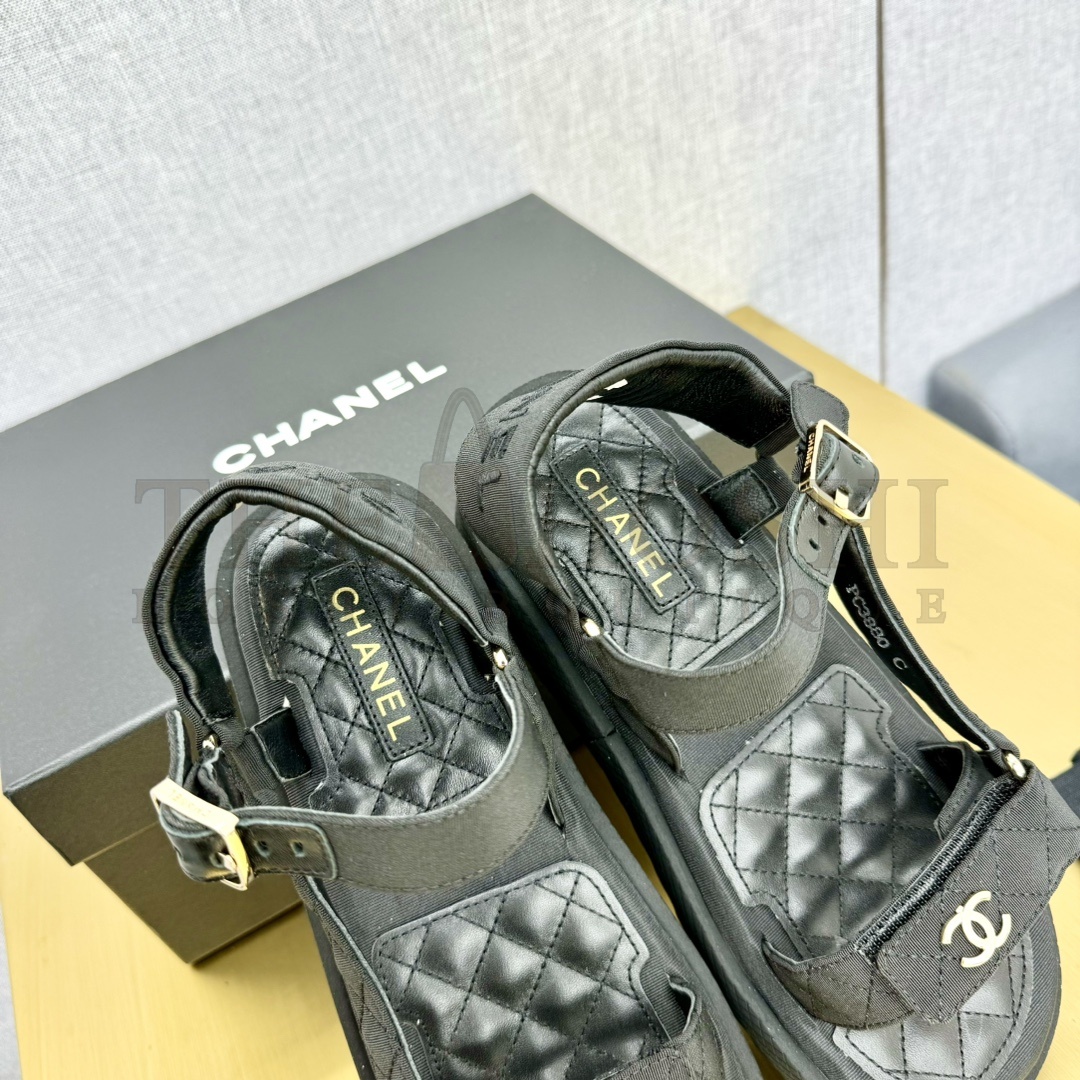 Ch**el sandals Master Quality