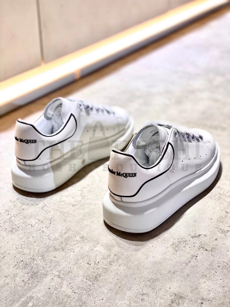 A1exa*der Mcqv*en Women