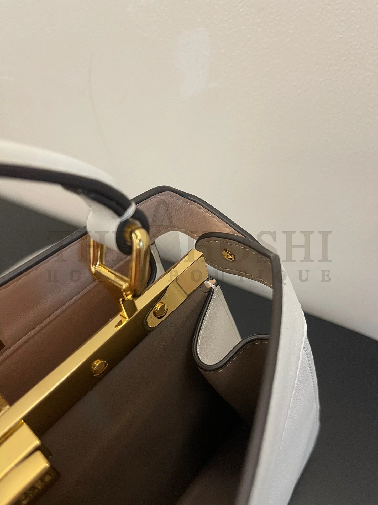 F**di Peekaboo ISeeU Medium Bag In White Calfskin Master Quality