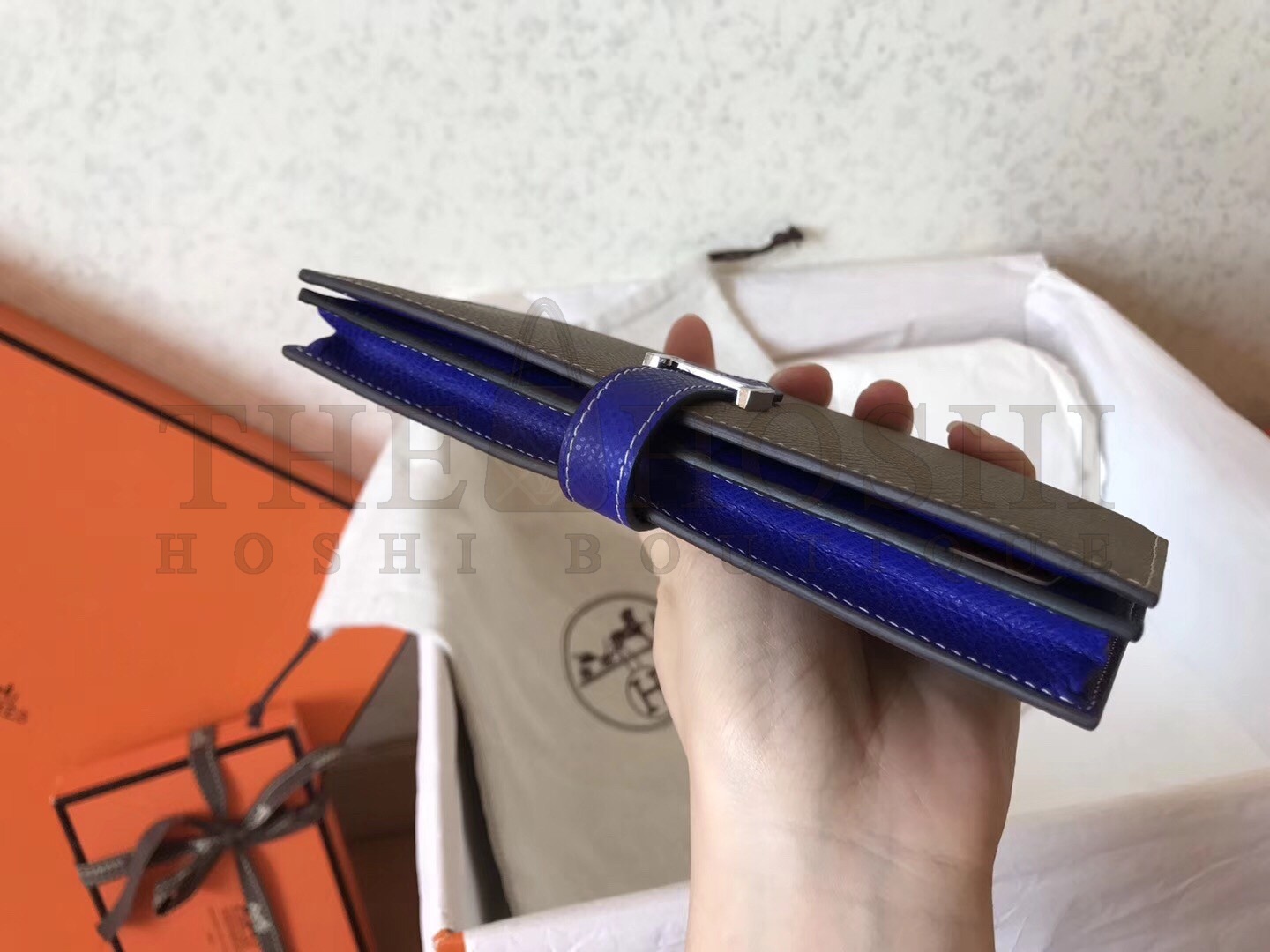 H**me5 Bi-Color Epsom Bearn Wallet Taupe/Electric Blue Master Quality