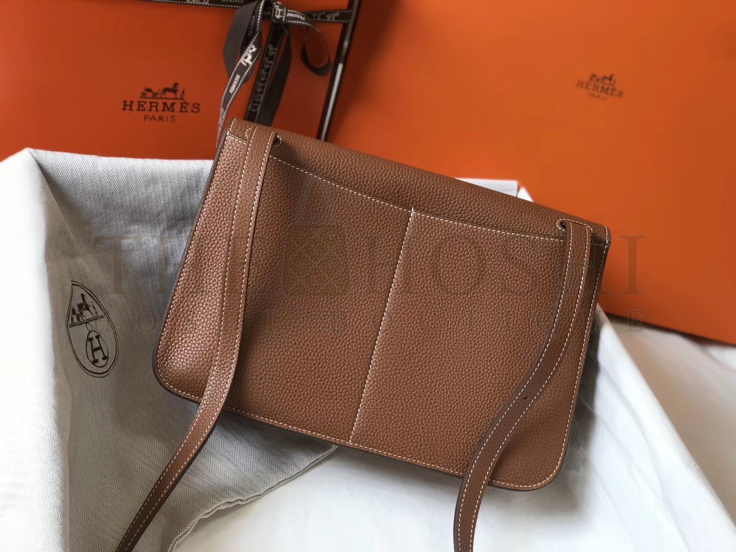 H**me5 Halzan 31cm Bag In Gold Clemence Leather Master Quality