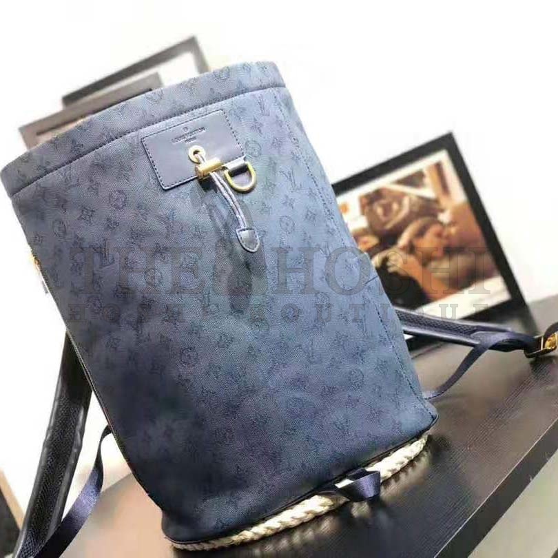 L0vis Vvtt0n LV Men Chalk Backpack in Monogram Denim-Blue Master Quality