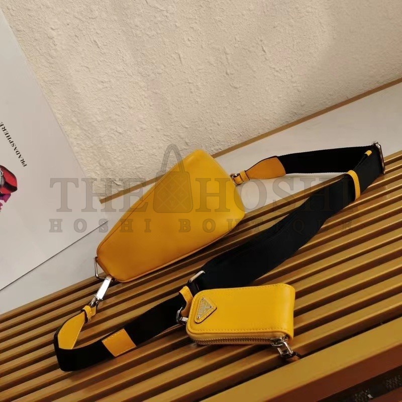 Pra*a Triangle Shoulder Bag In Yellow Leather Master Quality
