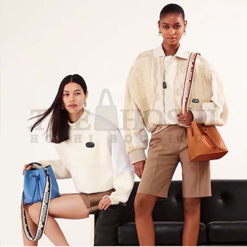 L0vis Vvtt0n LV Women NéoNoé BB Bucket Bag Blue Epi Grained Cowhide Master Quality