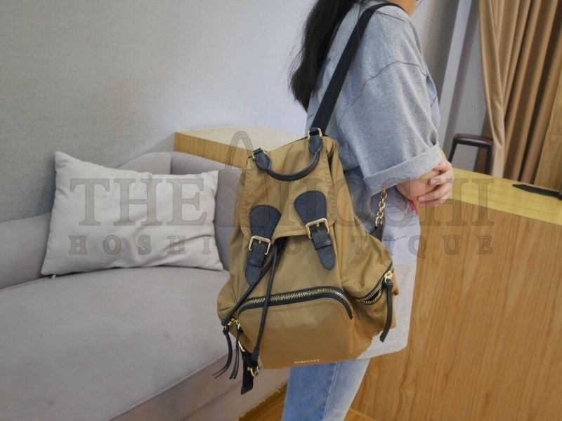 Bv*b*rry Backpacks Master Quality