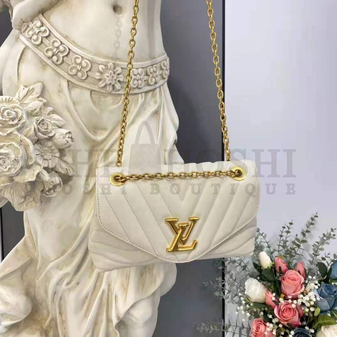 L0vis Vvtt0n LV Women New Wave Chain Bag Handbag White Smooth Cowhide Leather Master Quality