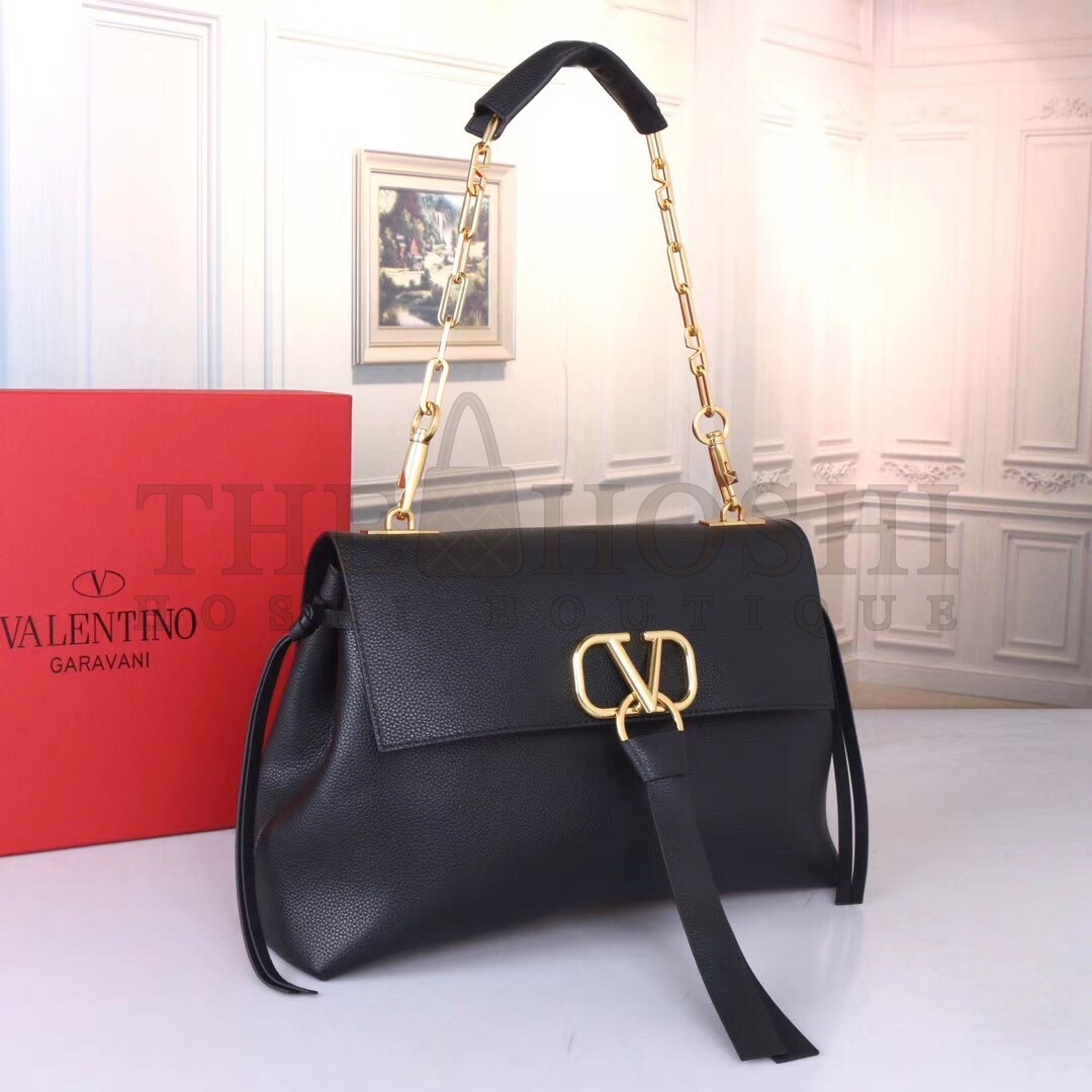 Va1e*ntin0 Medium VRing Chain Bag In Black Grainy Calfskin Master Quality