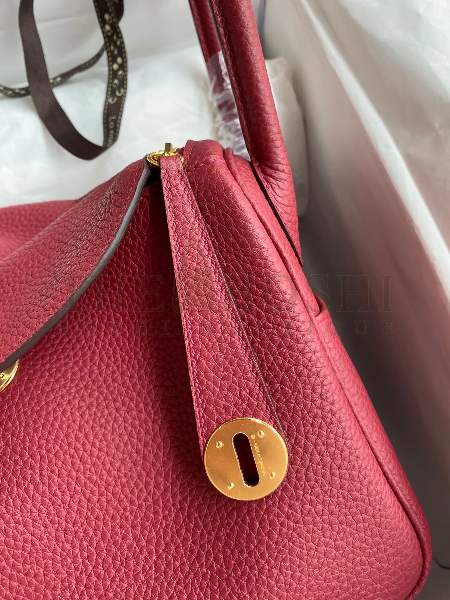H**me5 Lindy 26 Handmade Bag In Ruby Clemence Leather Master Quality