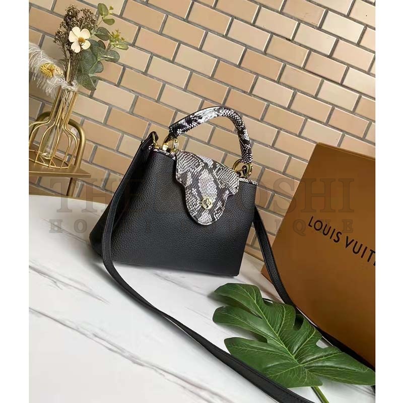 L0vis Vvtt0n LV Women Capucines Mini Handbag Black Taurillon Leather Python Skin Master Quality