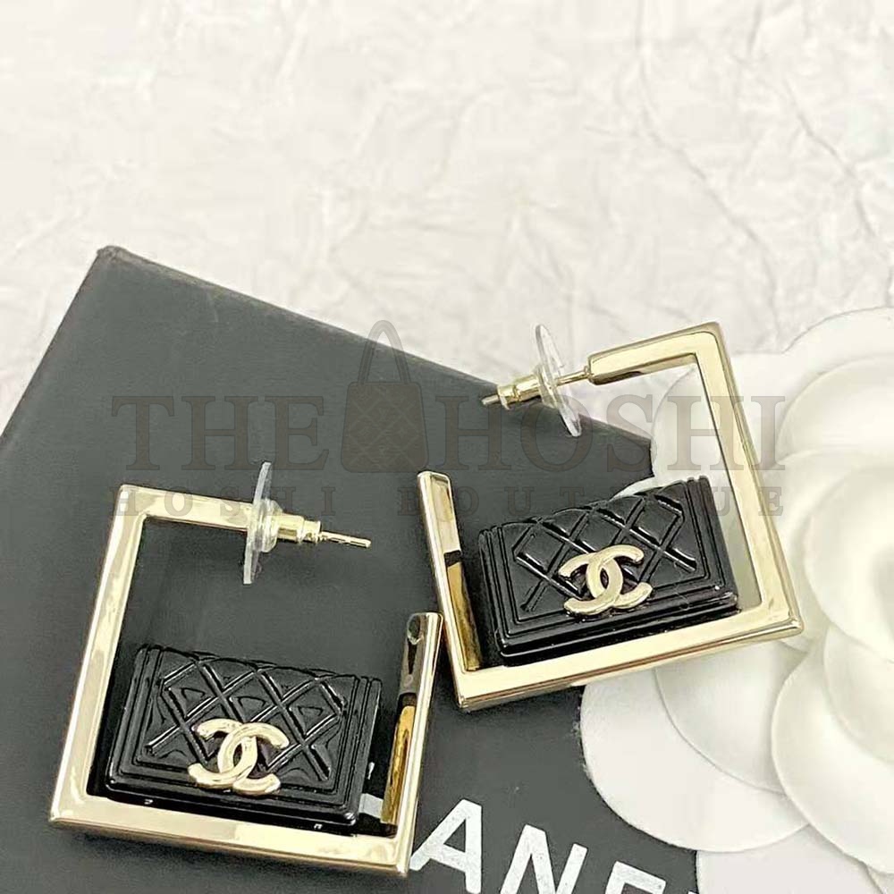 Ch**el Women Hoop Earrings in Metal and Resin-Black Master Quality