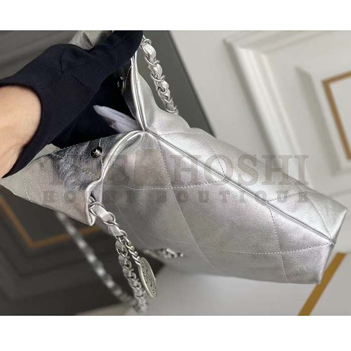 Ch**el Women CC 22 Handbag Metallic Calfskin Silver-Tone Metal Silver Master Quality