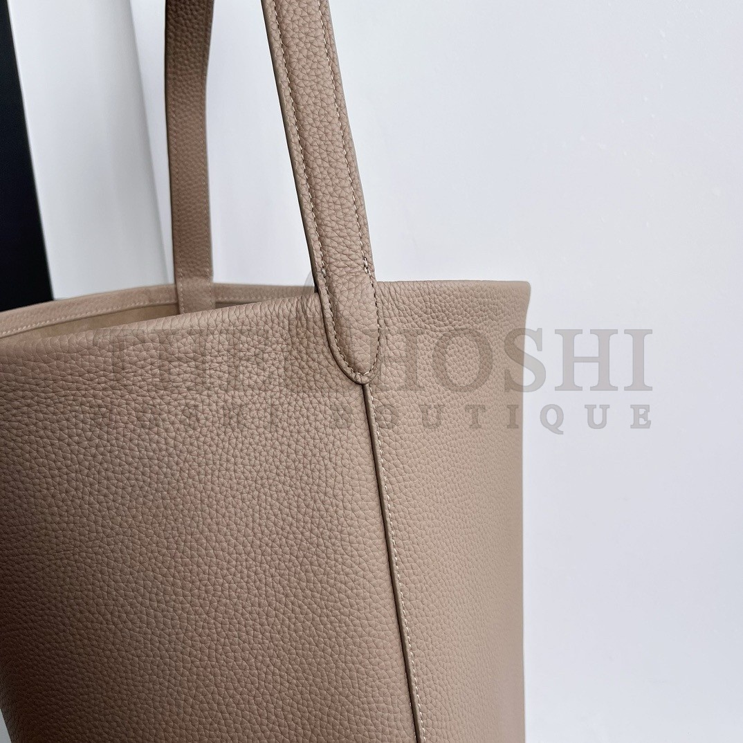 The R0w Large N/S Park Tote in Taupe Grained Leather Master Quality