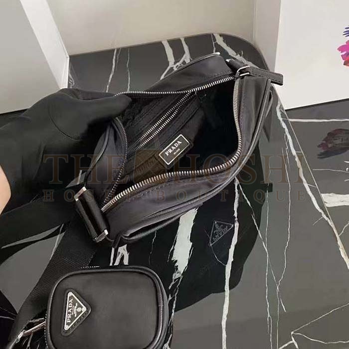 Pra*a Unisex Re-Nylon Saffiano Shoulder Bag Black Zipper Closure Fabric Master Quality