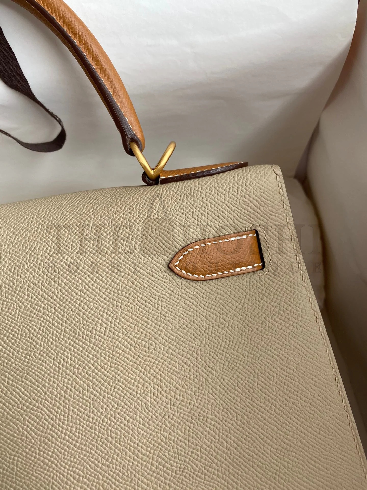 H**me5 Kelly Sellier 28 Bicolor Bag in Trench and Gold Epsom Calfskin Master Quality