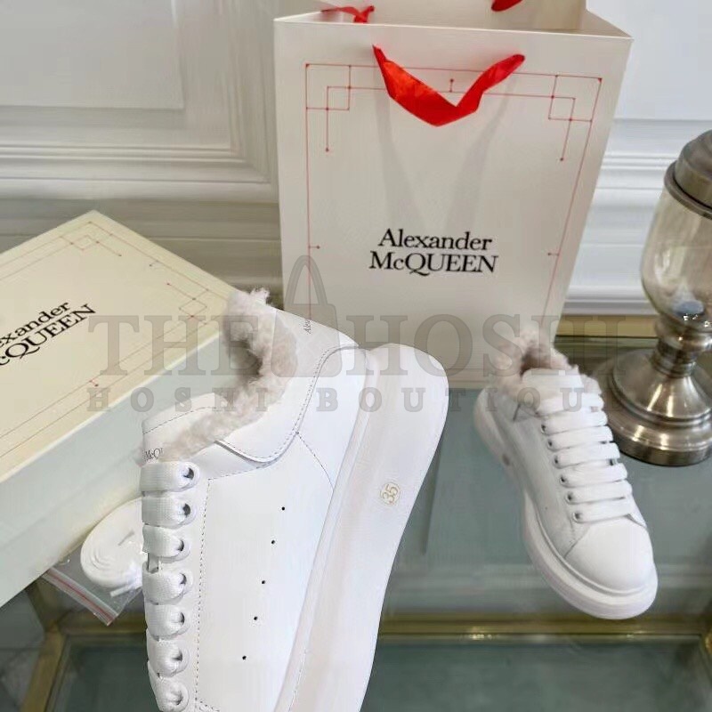 A1exa*der Mcqv*en Women