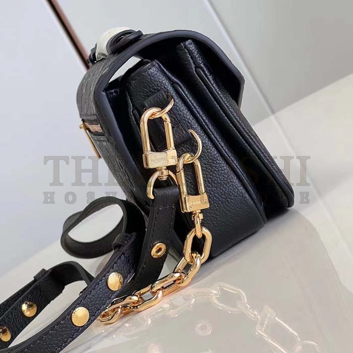 L0vis Vvtt0n LV Women Pochette Metis East West Bag Black Grained Cowhide Leather Master Quality