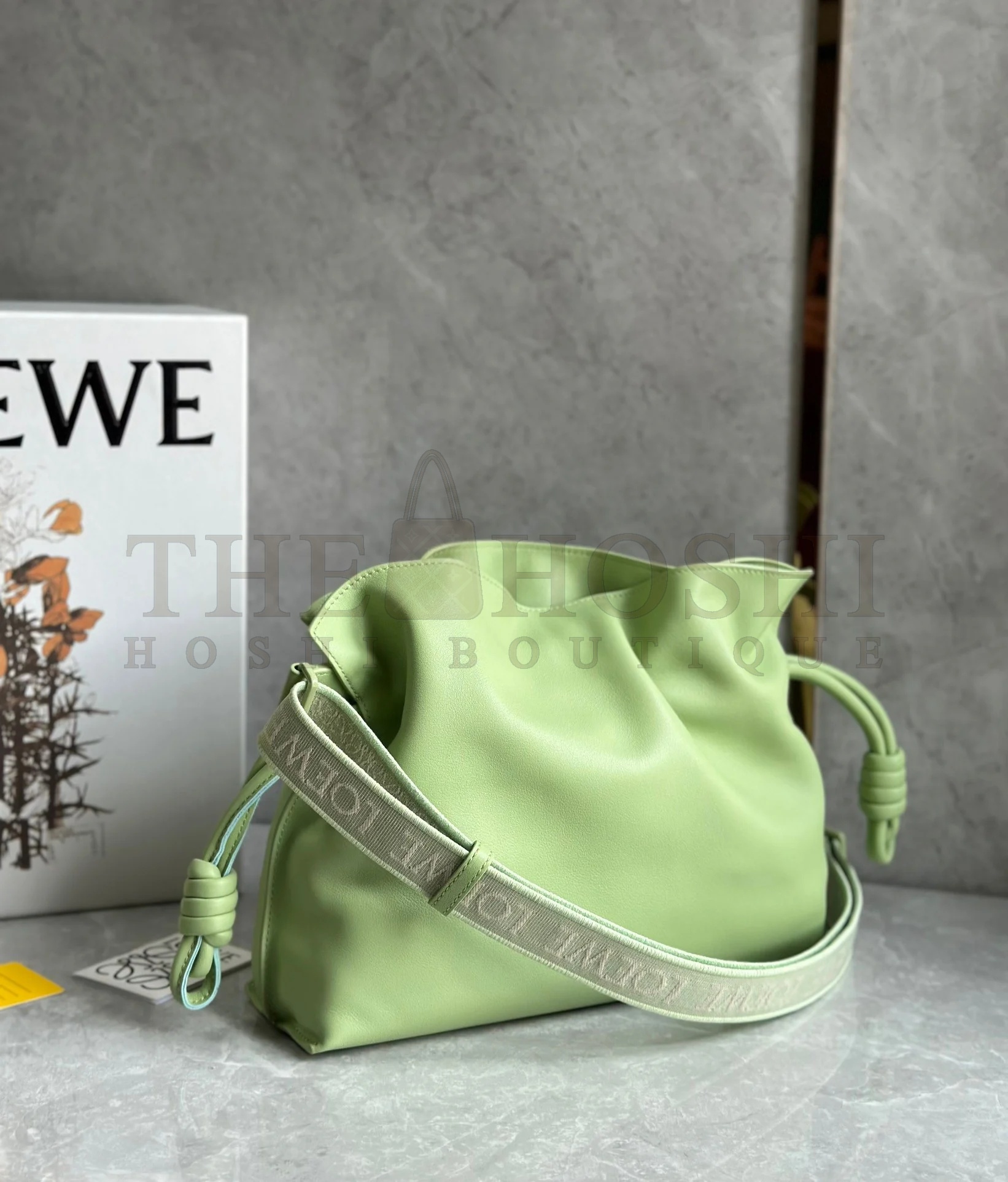 L0ew* Flamenco Clutch Bag In Lime Green Leather Master Quality