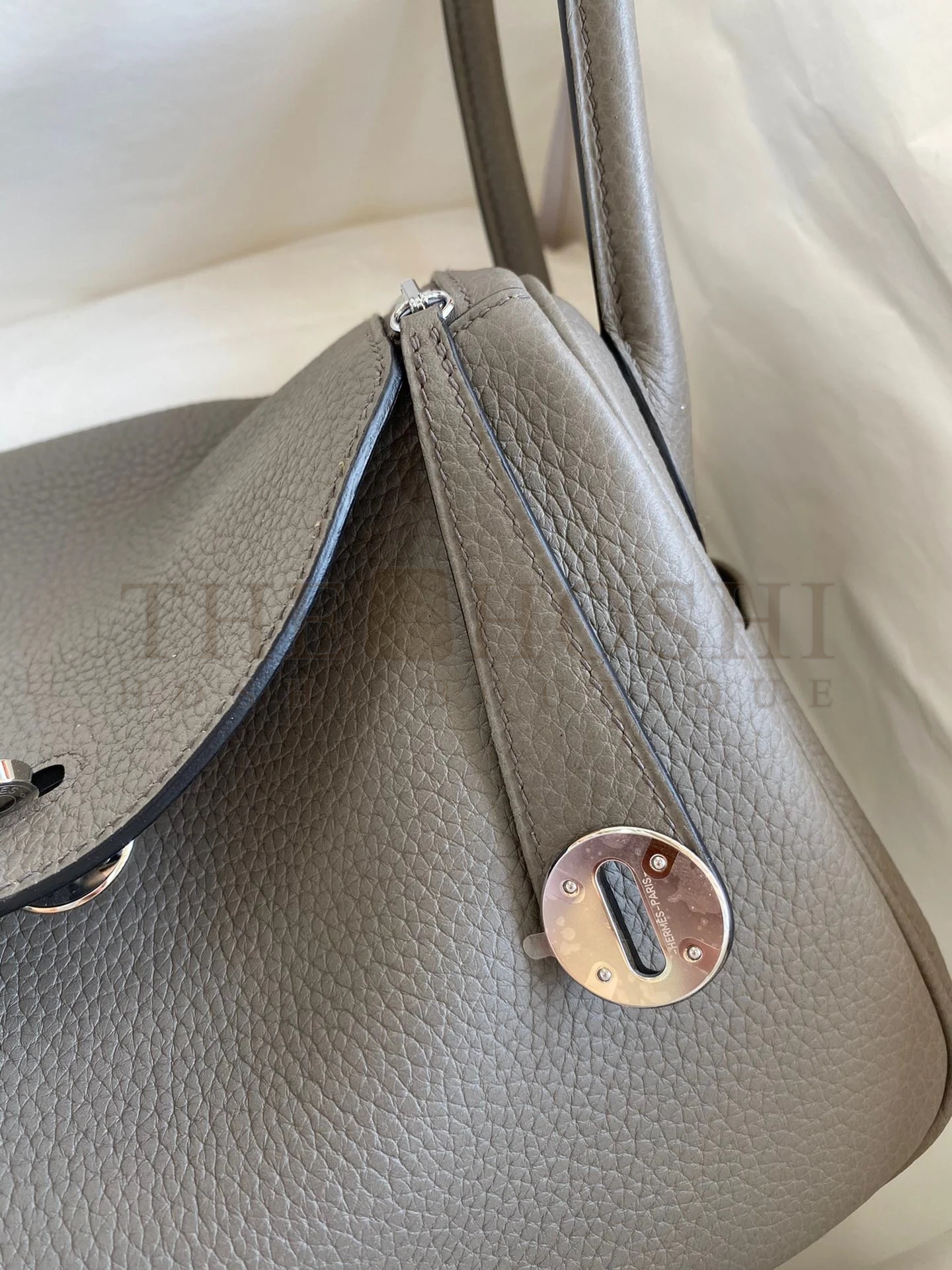 H**me5 Lindy 26 Handmade Bag In Etain Clemence Leather Master Quality