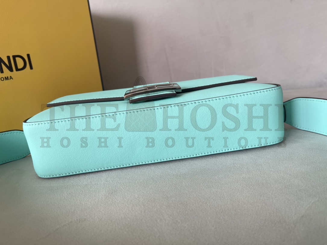 F**di T*f*ny & Co. Re-Edition Baguette bag size: 27*15*6cm Master Quality