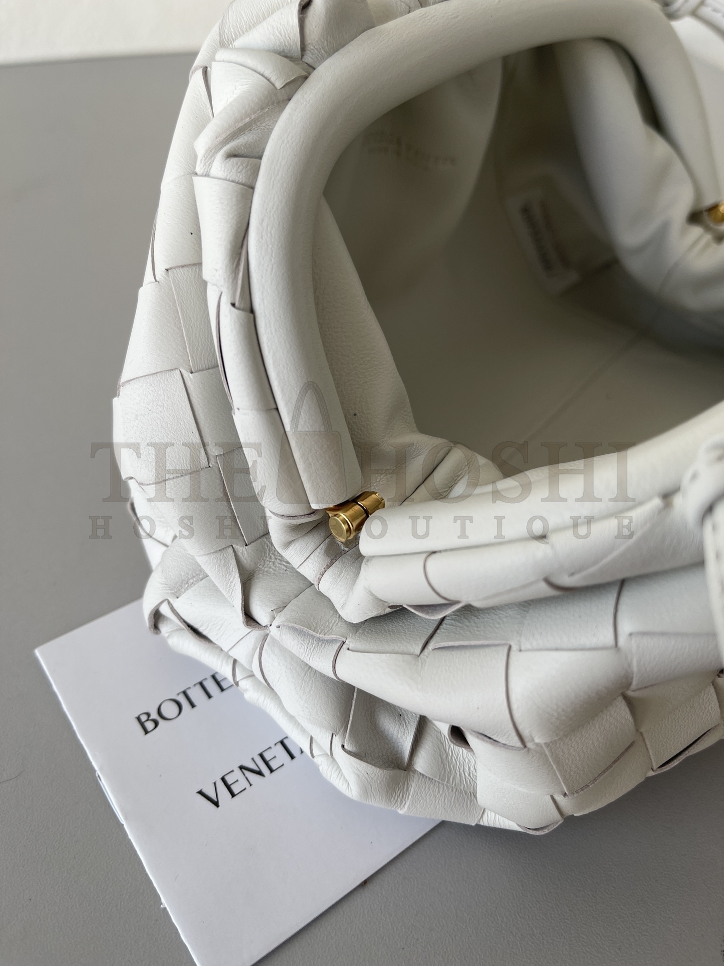 B0tt*ga Ven*ta BV The Pouch Intrecciato Mini Bag In Blue REAL LEATHER SIZE:22*12*7CM Master Quality