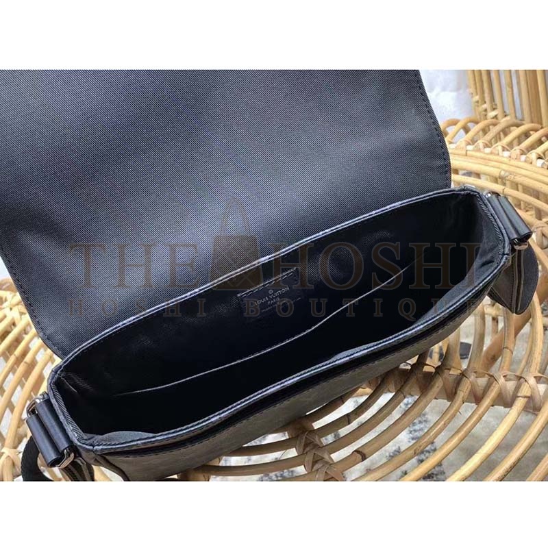 L0vis Vvtt0n LV Men District PM Bag in Monogramme Eclipse Coated Canvas Master Quality