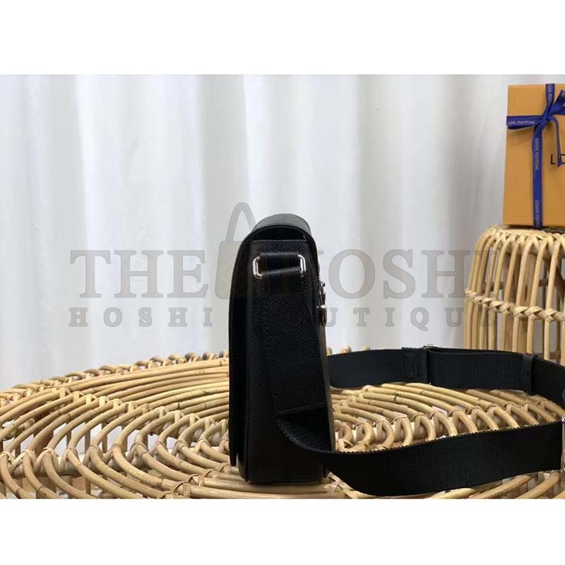 L0vis Vvtt0n LV Men District PM Bag Black Taiga Cowhide Leather Master Quality