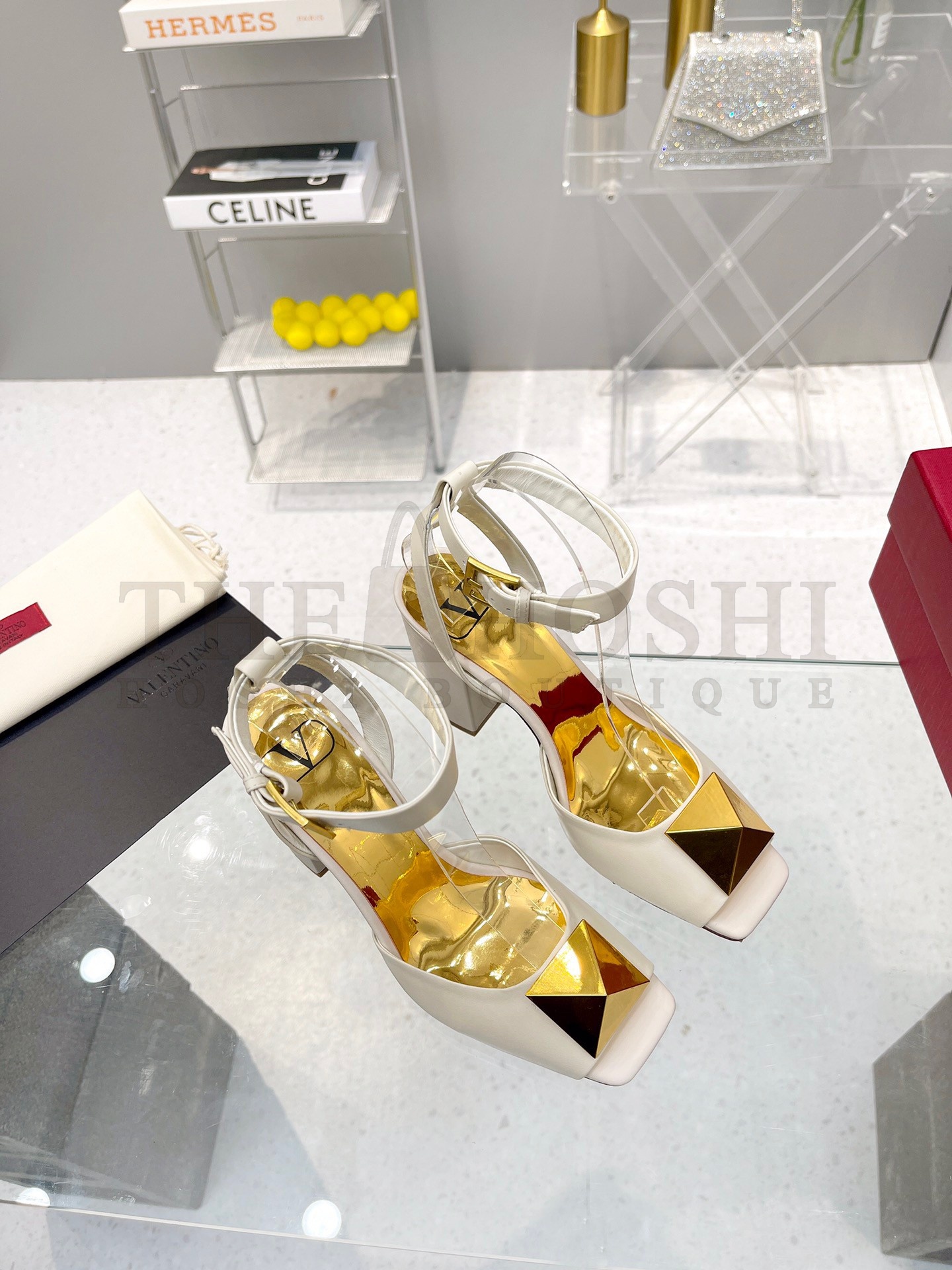 Va1e*ntin0 One Stud Sandals 90mm In White Calfskin Master Quality