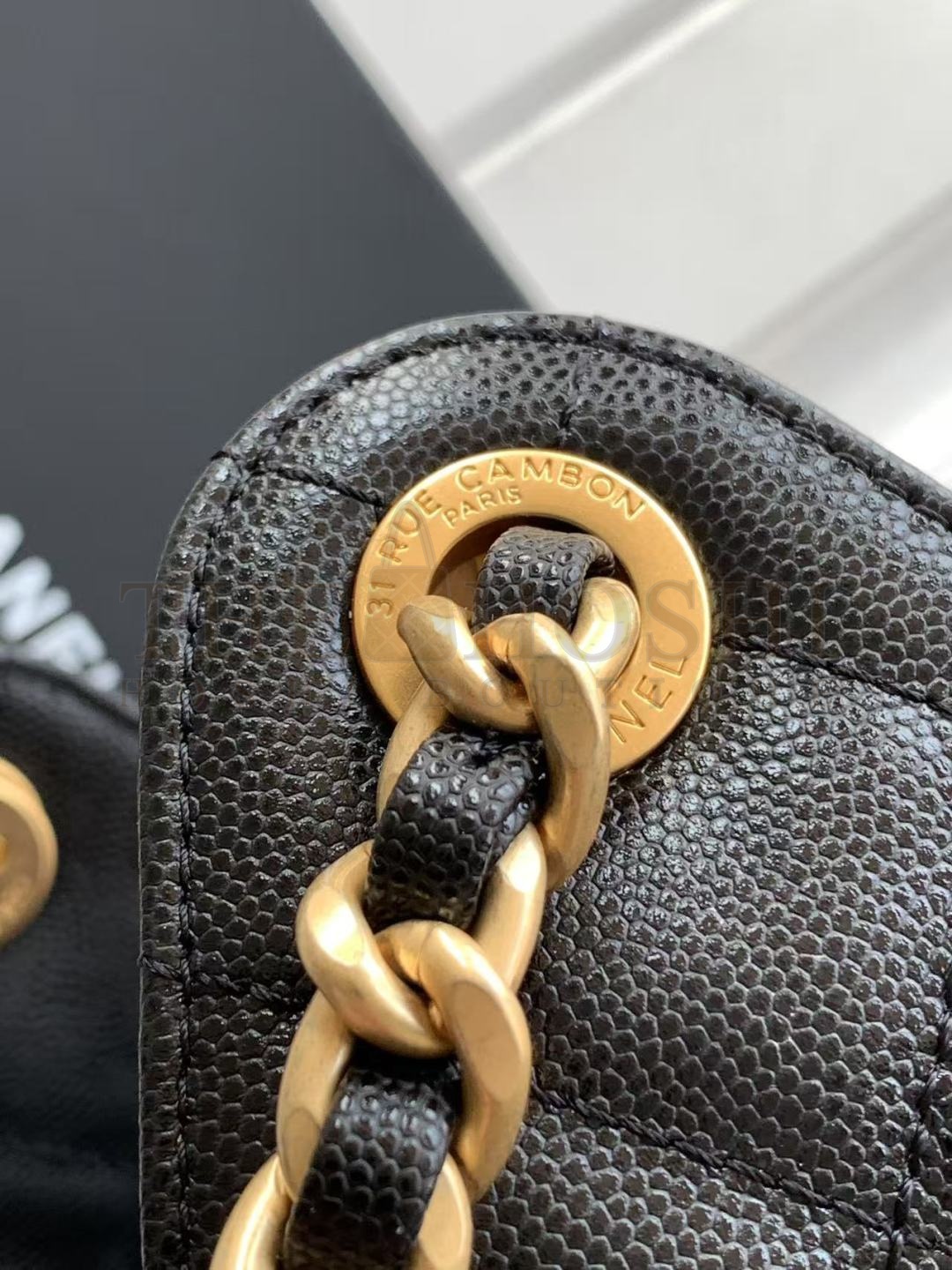 Ch**el 25C AS5293 Hobo Drawstring Bag Black Caviar Leather with Gold Chain 30x26x14cm Master Quality