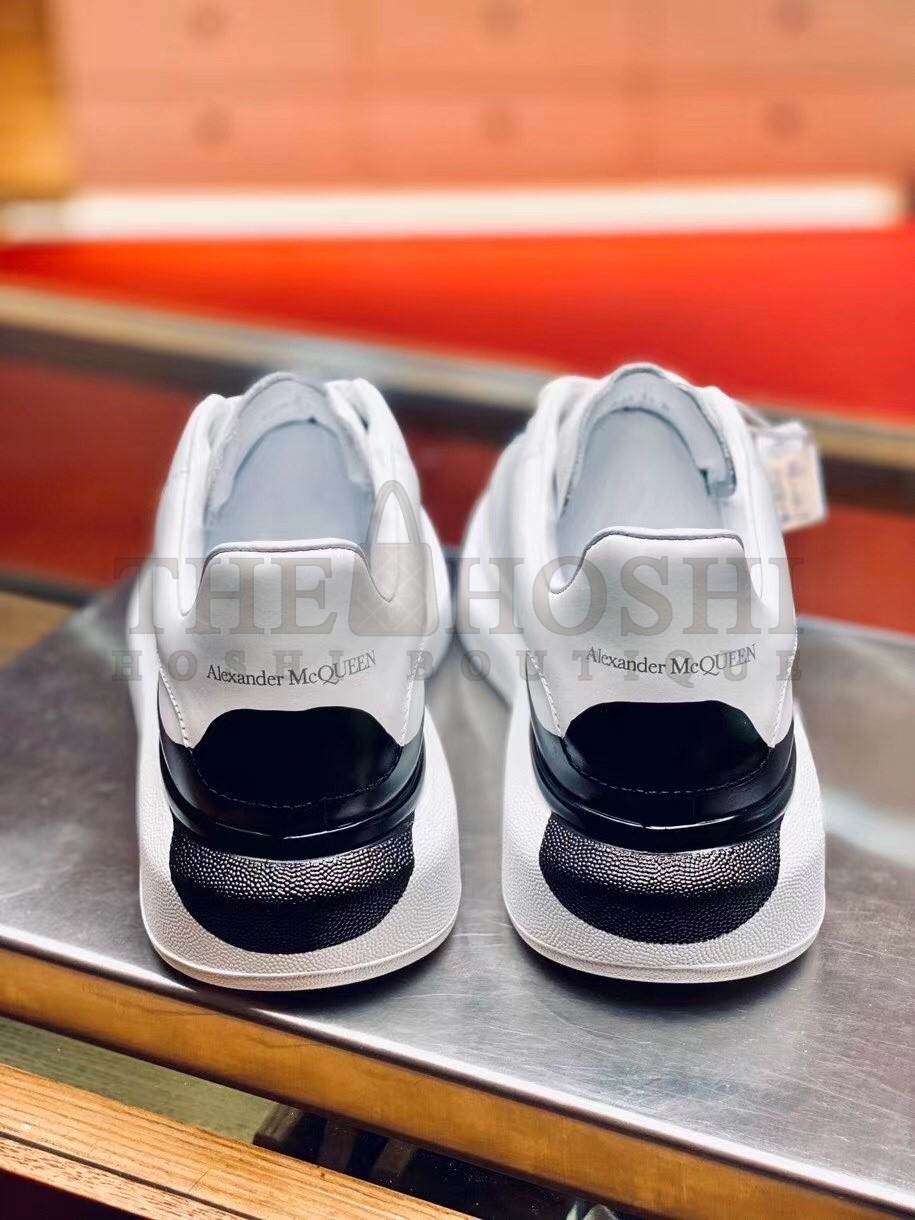 A1exa*der Mcqv*en Women