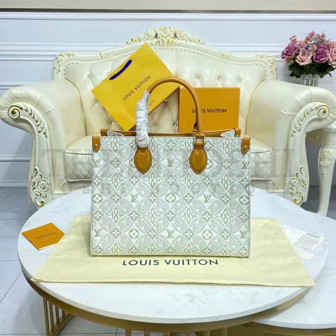 L0vis Vvtt0n LV Women OnTheGo MM Tote Bag Since 1854 Jacquard Cowhide Leather Master Quality