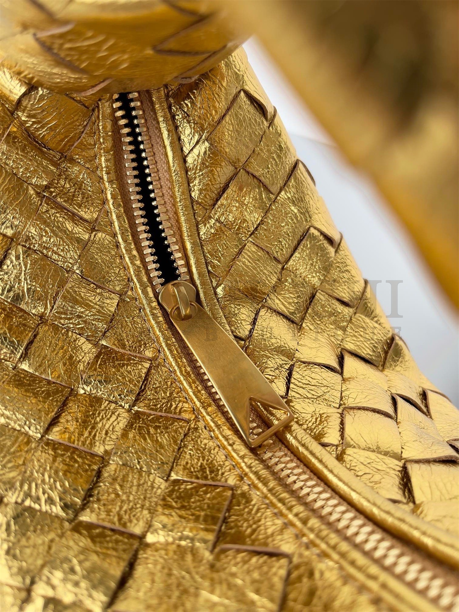 B0tt*ga Ven*ta BV Jodie Mini Bag In Gold Metallic Intrecciato Leather Master Quality