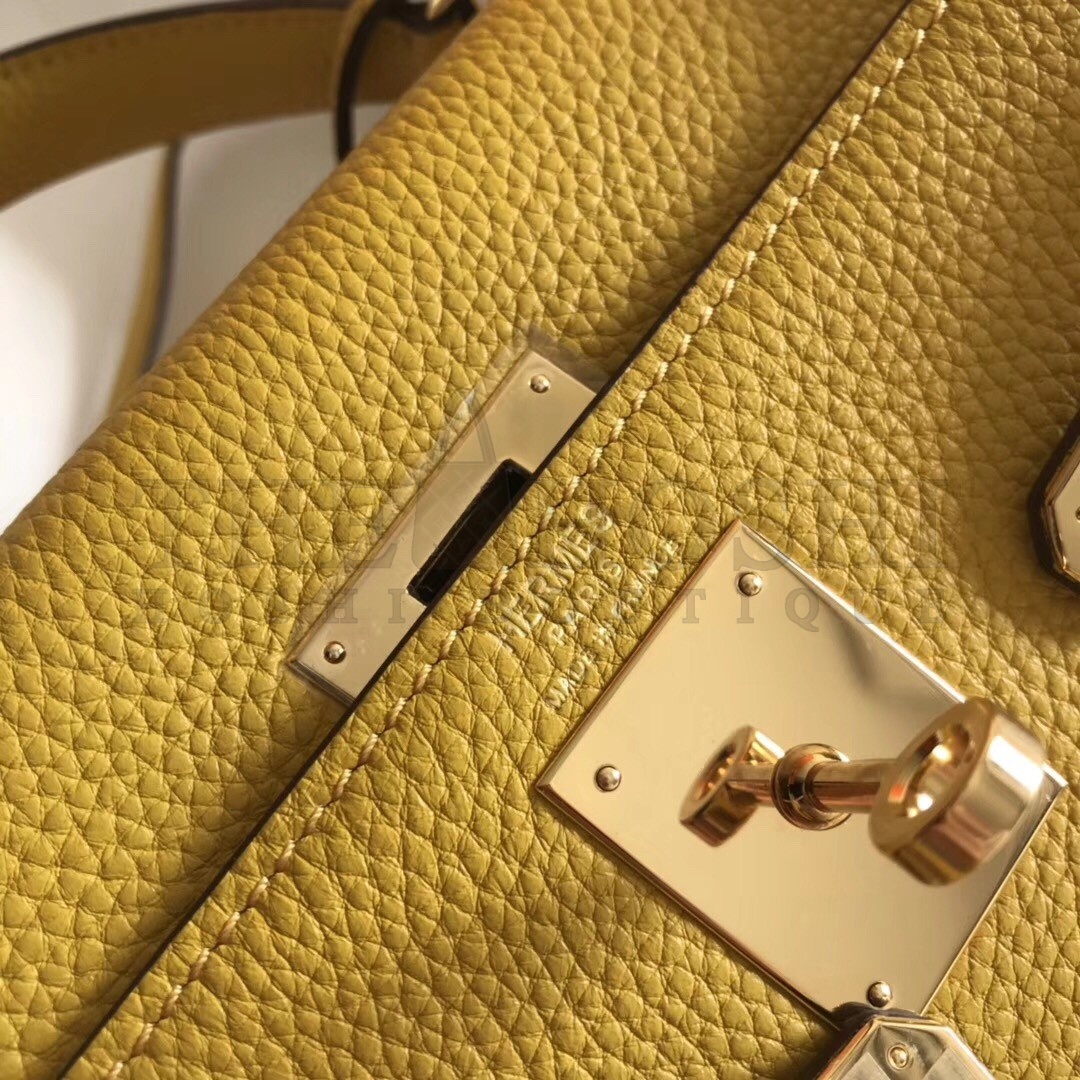 H**me5 Kelly 32cm Retourne Bag In Soleil Clemence Leather Master Quality