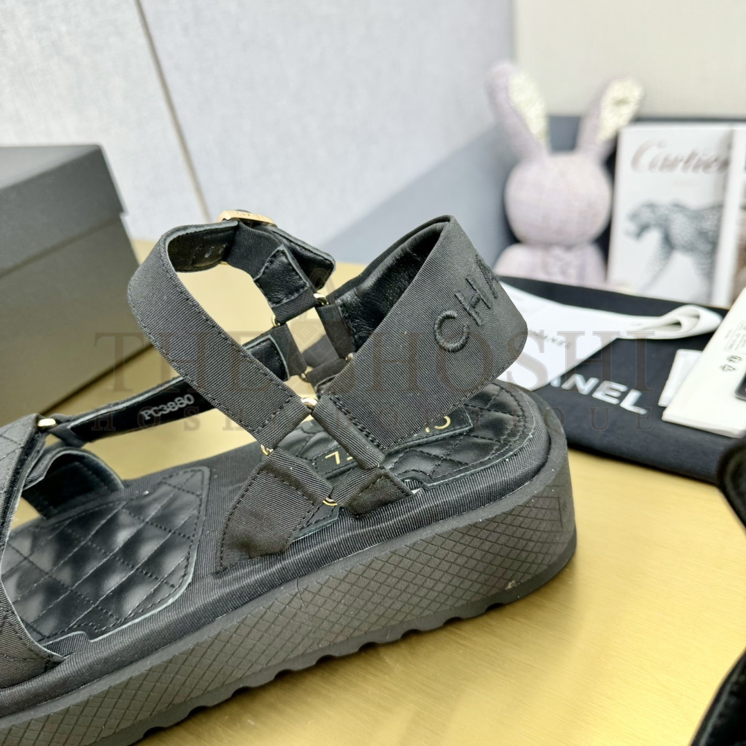 Ch**el sandals Master Quality