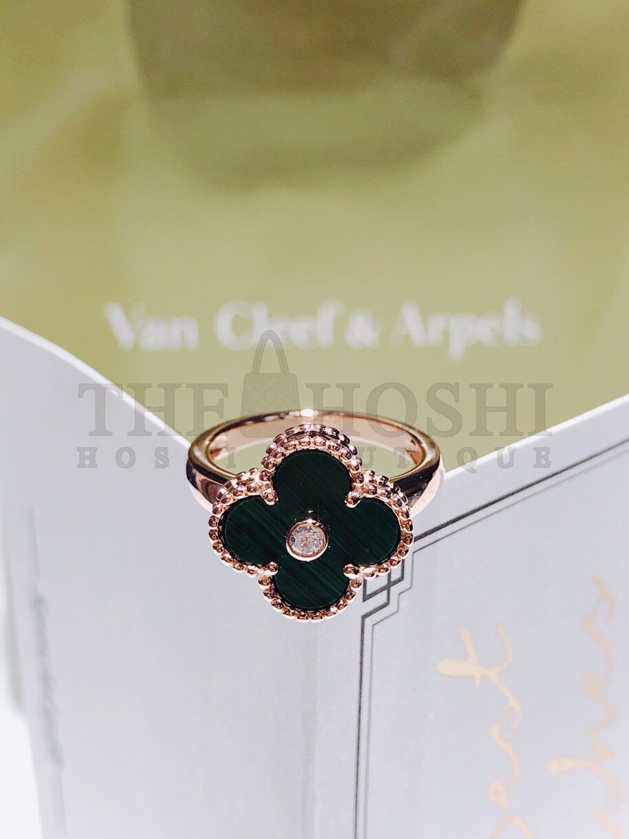 V*n Cl**f & Arpels Clover Ring with D1am0nds Master Quality