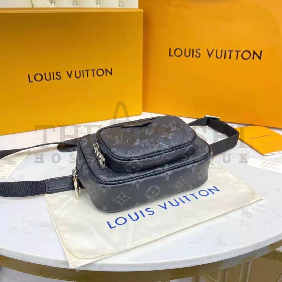 L0vis Vvtt0n LV Men Outdoor Pouch Taigarama Noir Black Coated Canvas Cowhide Leather Master Quality