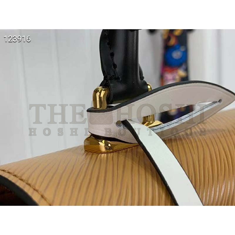 L0vis Vvtt0n LV Women LV Crafty Twist Mini Handbag-Brown Master Quality