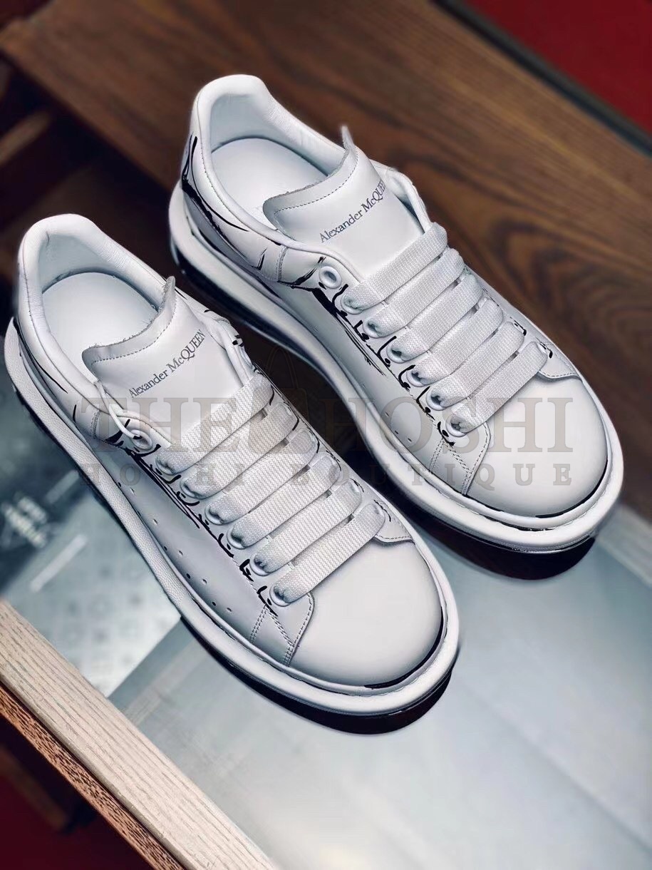 A1exa*der Mcqv*en Women