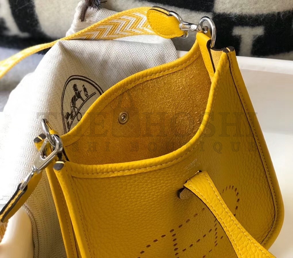 H**me5 Evelyne III TPM Bag In Yellow Clemence Leather Master Quality