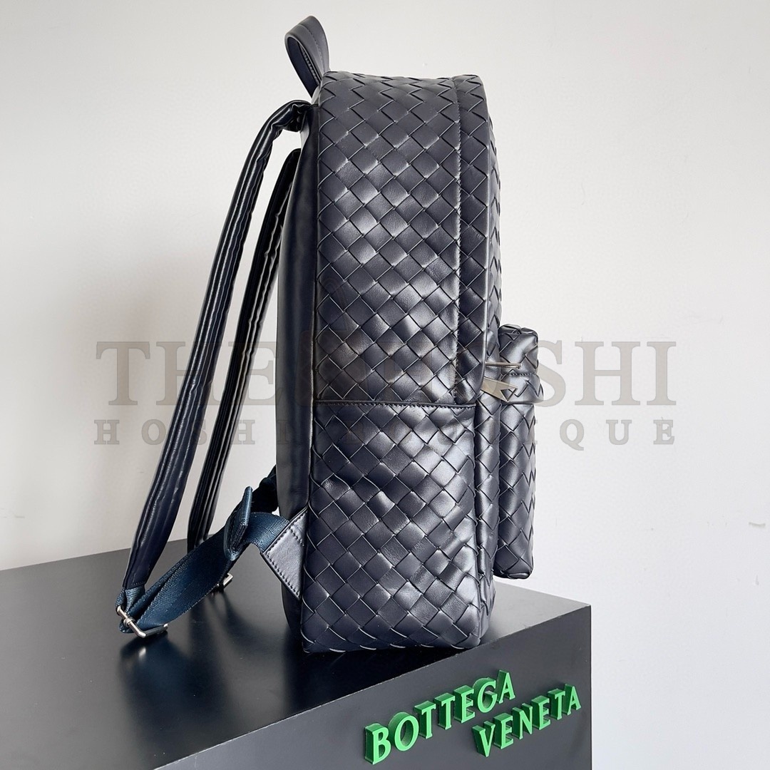 B0tt*ga Ven*ta Medium Backpack In Dark Blue Intrecciato Calfskin Master Quality