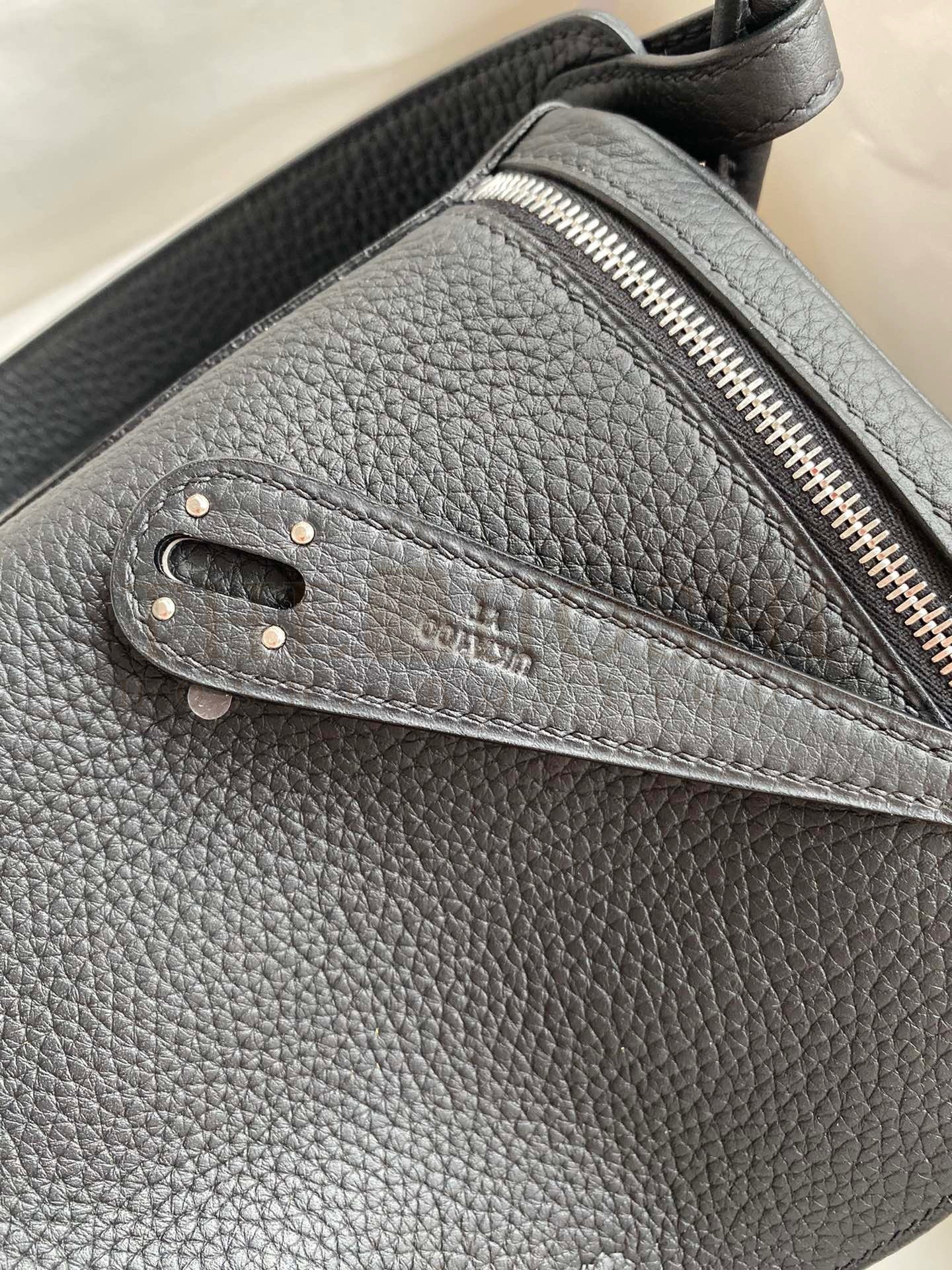 H**me5 Lindy 26 Handmade Bag In Black Clemence Leather Master Quality