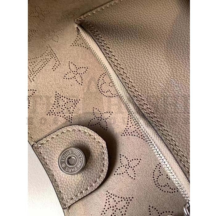 L0vis Vvtt0n LV Women Carmel Hobo Bag Gris Souris Gray Mahina Perforated Calfskin Leather Master Quality